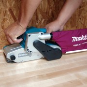Makita 9920 8.8 Amp 3-Inch by 24-Inch Variable-Speed Belt Sander