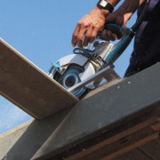 Makita 5377MG Magnesium 7-1/4-Inch Hypoid Saw