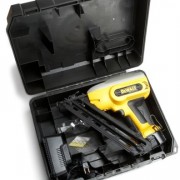 DEWALT DC628K XRP 1-1/4-Inch to 2-1/2-Inch 15-Gauge 34 Degree Angled Finish Nailer