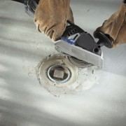 Dremel US40-01 Ultra-Saw Tool Kit with 4 Accessories and 1 Attachment Dremel US40-01 Ultra-Saw Tool Kit with 4 Accessories and 1 Attachment