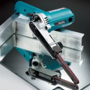 Makita 9032 4.4-Amp 3/8-Inch Variable Speed Belt Sander