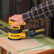 DEWALT D26451 3-Amp 5-Inch Random-Orbit Sander with Cloth Dust Bag