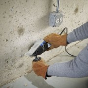 Dremel US40-01 Ultra-Saw Tool Kit with 4 Accessories and 1 Attachment Dremel US40-01 Ultra-Saw Tool Kit with 4 Accessories and 1 Attachment