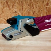 Makita 9920 8.8 Amp 3-Inch by 24-Inch Variable-Speed Belt Sander