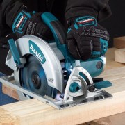Makita 5007MGA Magnesium 7-1/4-Inch Circular Saw with Electric Brake