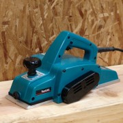 Makita 1912B 7.5 Amp 4-3/8-Inch Planer