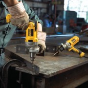DEWALT DWD210G 10-Amp 1/2-Inch Pistol-Grip Drill DEWALT DWD210G 10-Amp 1/2-Inch Pistol-Grip Drill