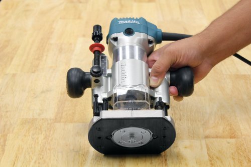 Makita RT0701CX3 1-1/4 HP Compact Router Kit