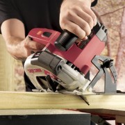 SKIL 5680-02 15 Amp 7-1/4-Inch SKILSAW Circular Saw with Laser SKIL 5680-02 15 Amp 7-1/4-Inch SKILSAW Circular Saw with Laser